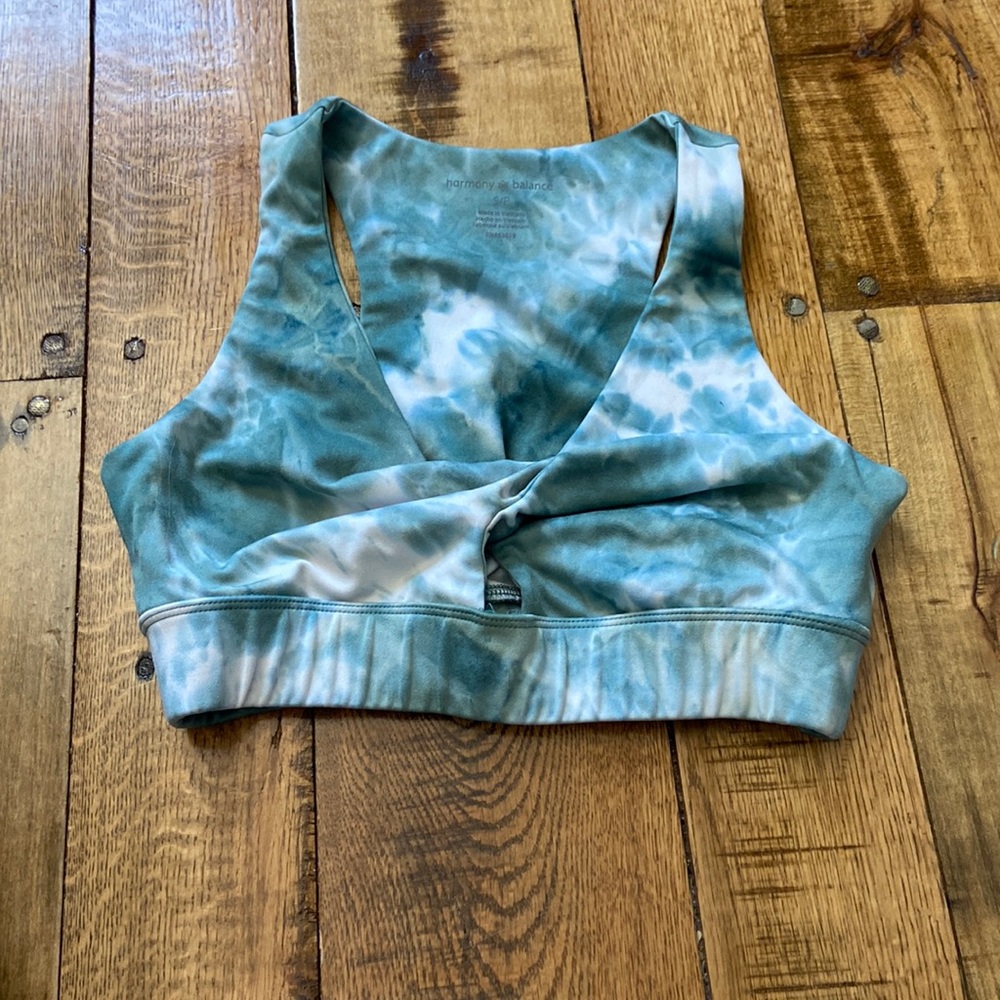 Size small